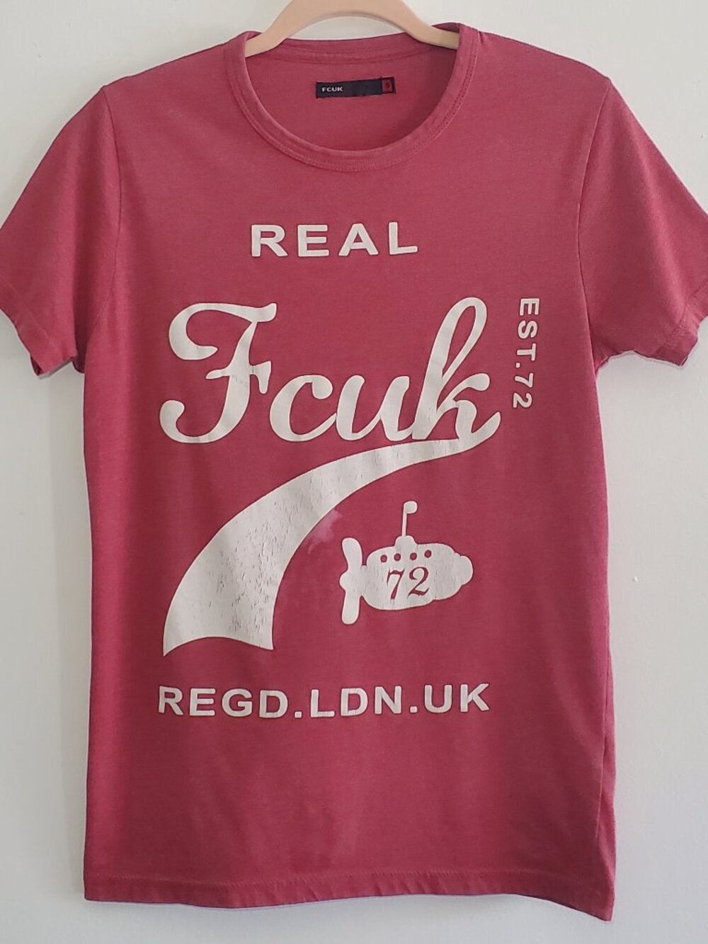 Vintage FCUK French Connection Submarine 72 London Tee Pink Mens Size Small Y2K